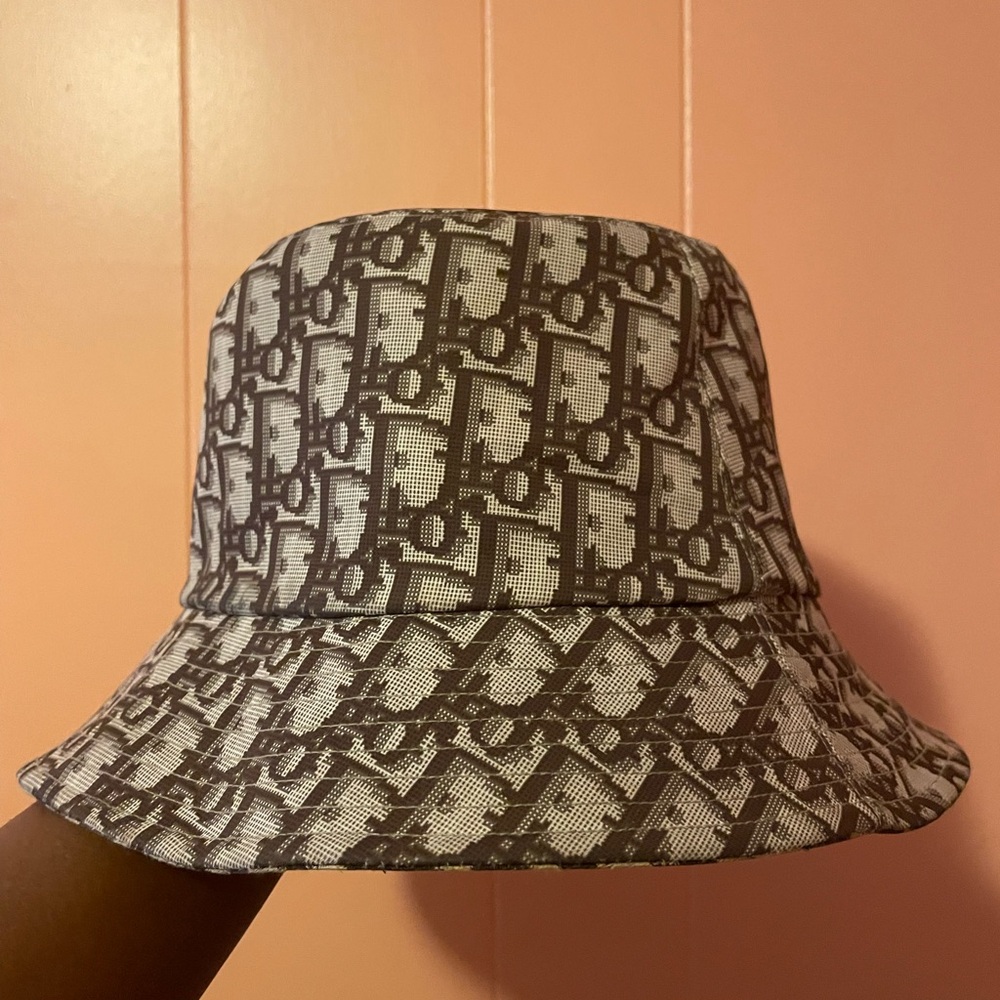 Dior Bucket Hat Authentic
